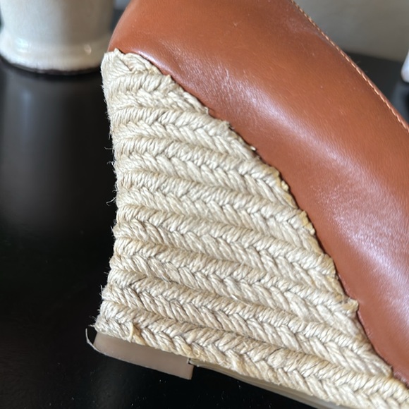 Banana Republic Women’s Brand Wedge Sandals - Size 6M - Picture 6 of 7